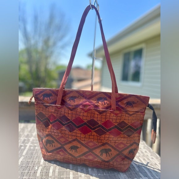 Handbags - Shantiniketan Style Handcrafted Leather Tote Bag​